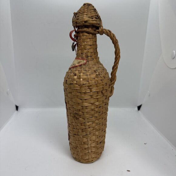 Vtg 1949 Basket Weave Wicker Case Ducal Portuguese Red Lisbon Grape Wine Bottle - Picture 4 of 4